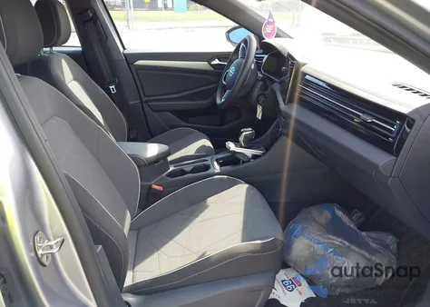 2025 Volkswagen Jetta 1.5T Sport из США, поврежденный, VIN 3VWBX7BU9SM027479